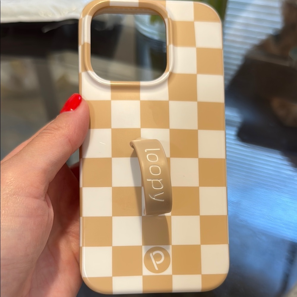 Patterned Phone Case with Stand - Tan and White
